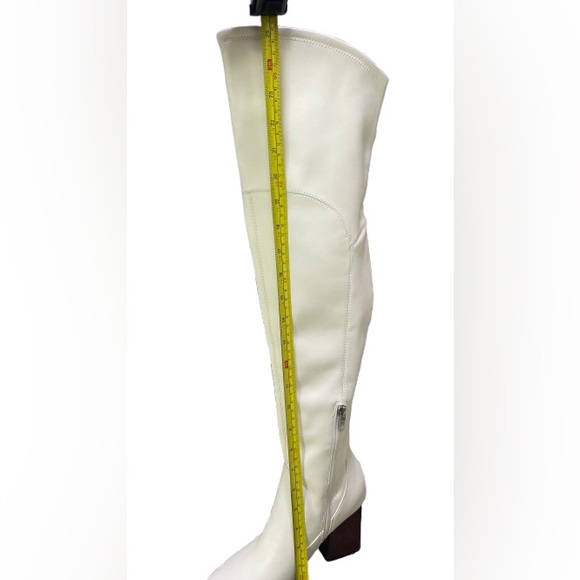 MARC FISHER
Meyana White
Faux Leather Over The Knee
Block Heel Boots Size 8 - Picture 6 of 16